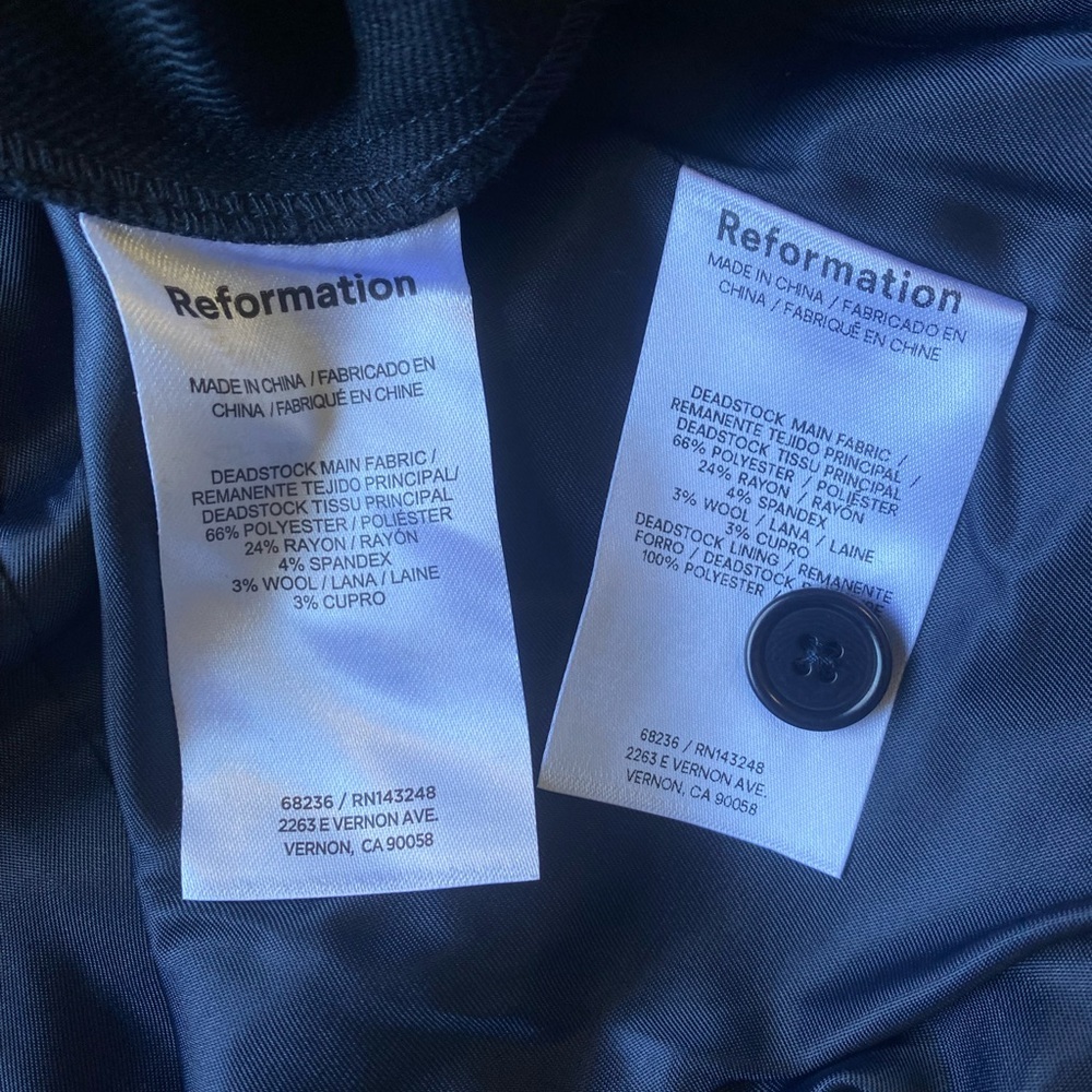 NEW Reformation Brynlee Two Pieces Set Navy - Picture 10 of 11